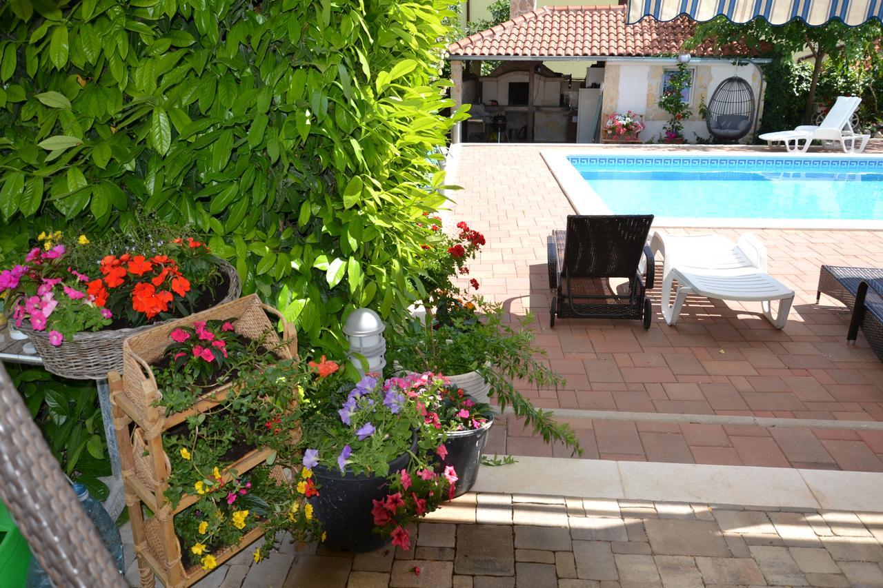 Apartment Mary Trogir Zewnętrze zdjęcie