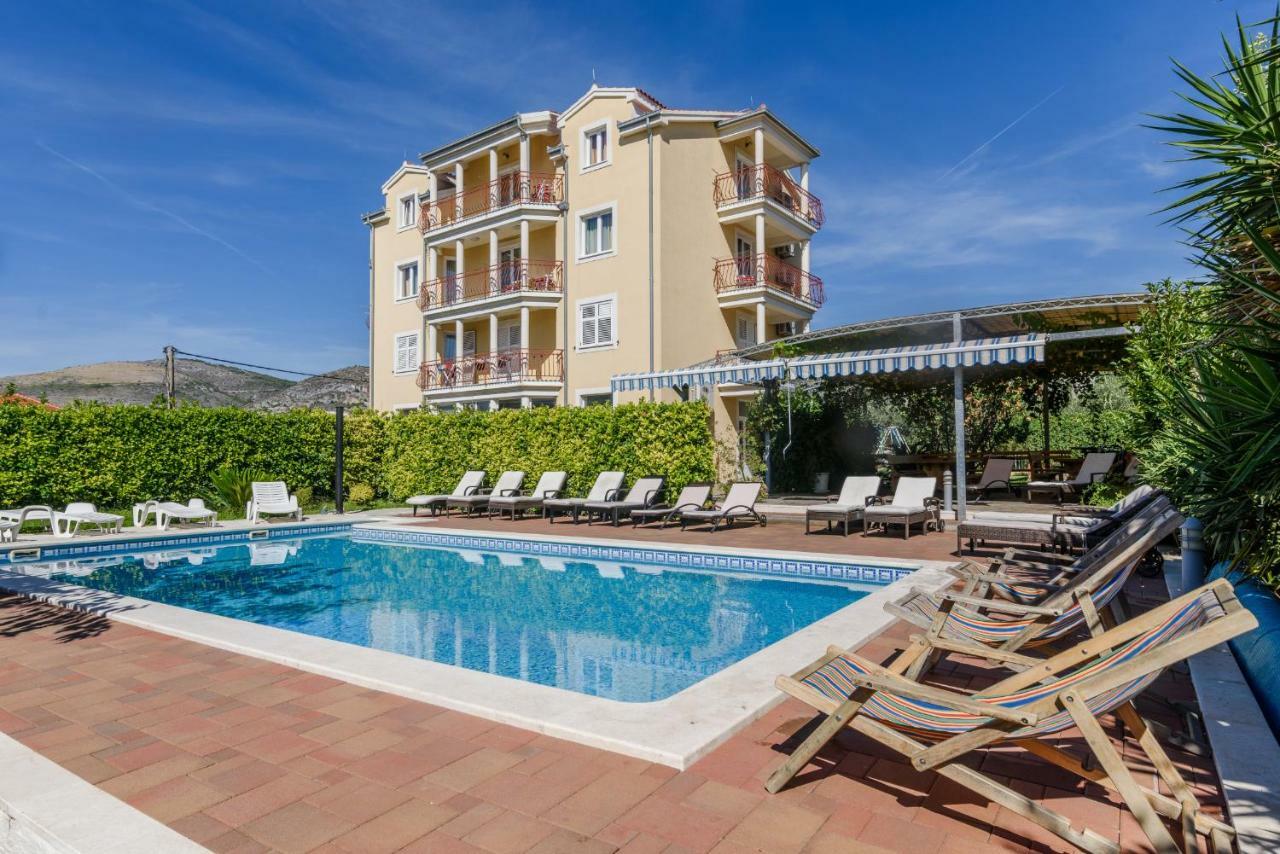 Apartment Mary Trogir Zewnętrze zdjęcie
