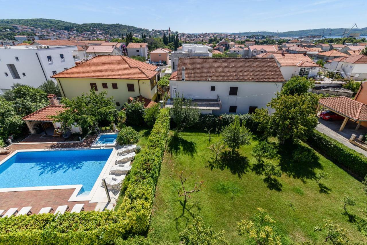 Apartment Mary Trogir Zewnętrze zdjęcie